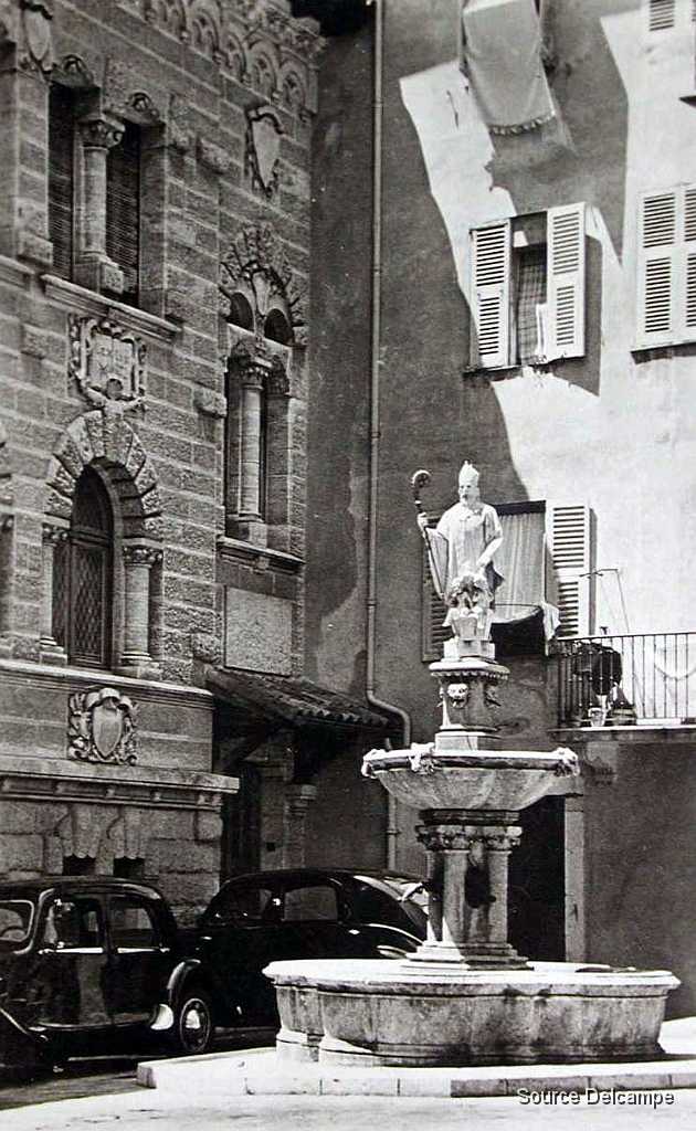 98 Monaco.jpg